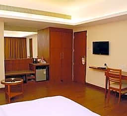 LN Hotels and Resorts