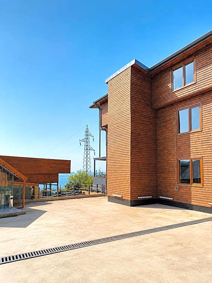 Bungaport Luxury Bungalows&Suits