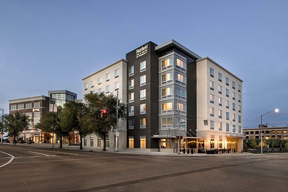 Fairfield Inn & Suites by Marriott Dayton