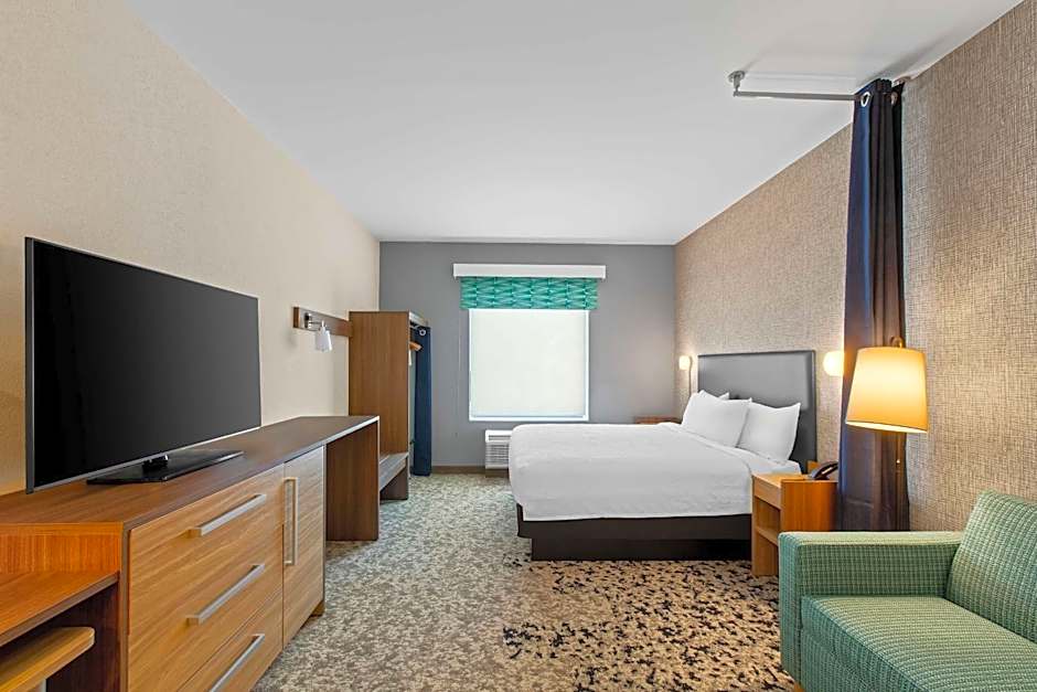 Home2 Suites by Hilton Hendersonville