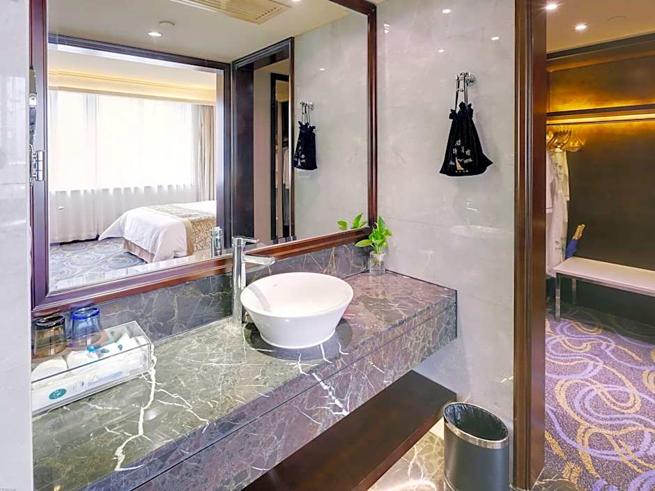 Ocean Hotel