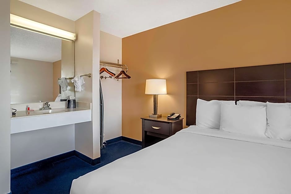 Econo Lodge Inn & Suites Rehoboth Beach