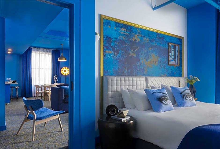 Angad Arts Hotel St. Louis, Tapestry Collection by Hilton