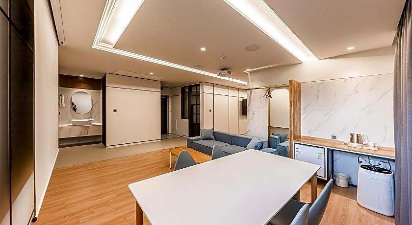 Brown-Dot Hotel Ulsan Sincheon