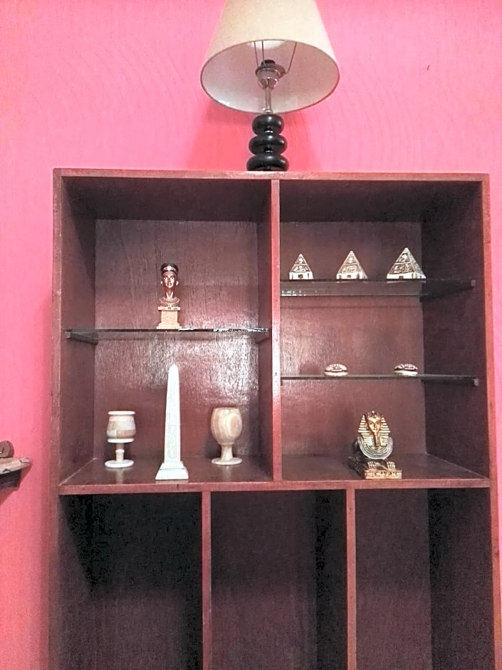 Atlantis Pyramids Inn