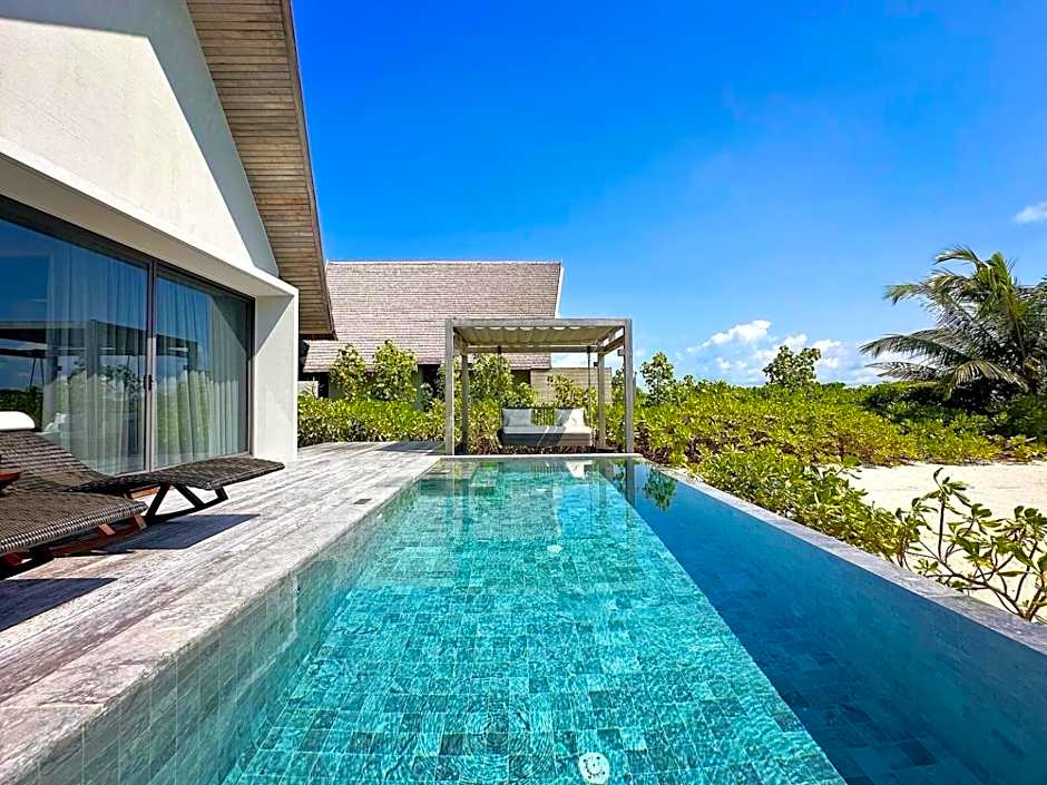 Madifushi Private Island- Free return seaplane transfr for min 5&9 nights for 19Dec-10Jan