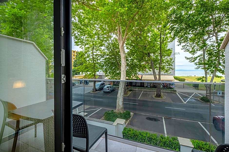 Trend Deluxe Siófok