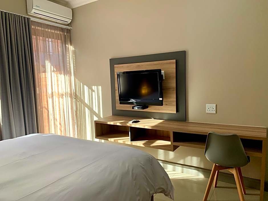 Hotel AT Hatfield Apartments