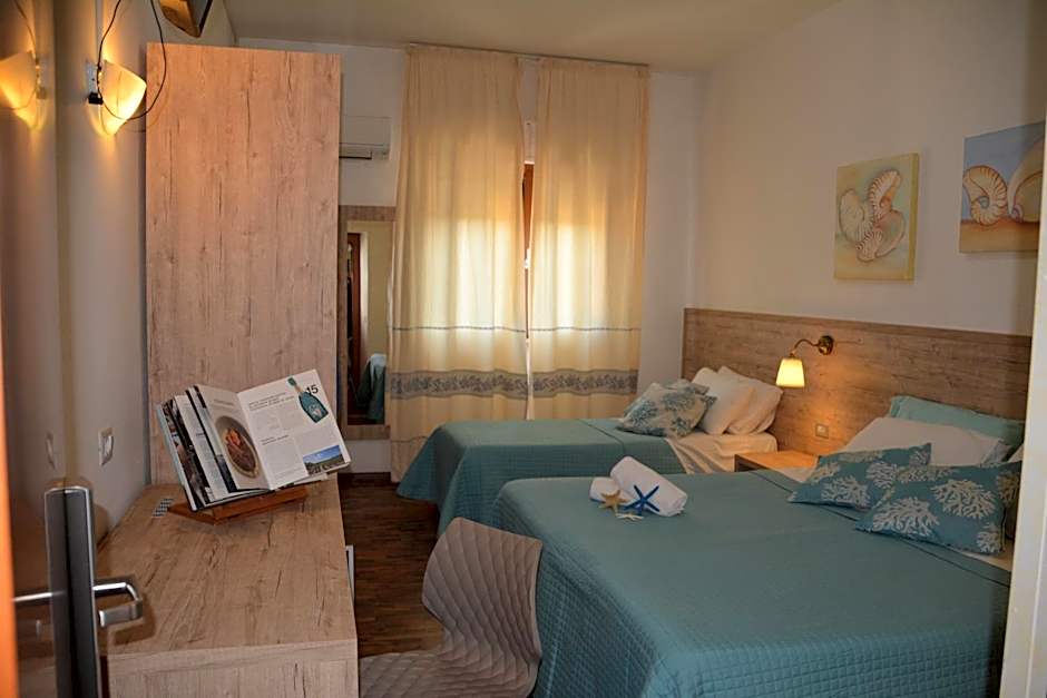 Photo 1 of 11 of Triple Room