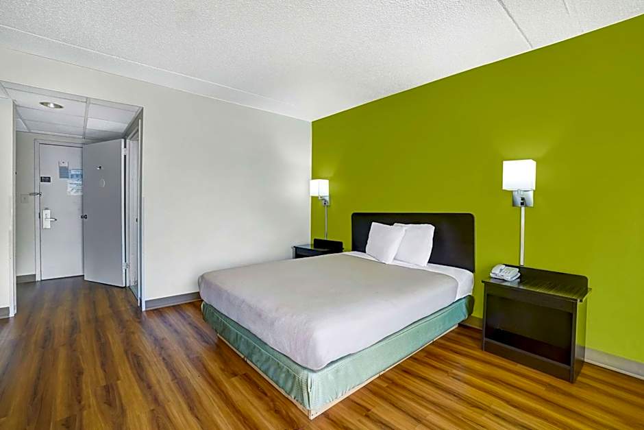 Motel 6-Lawrenceville, NJ