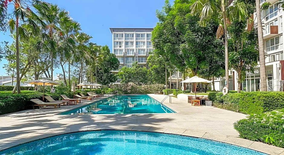 The Idle Hotel and Residence