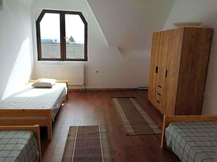 Egyszerű és nagyszerű Hostel