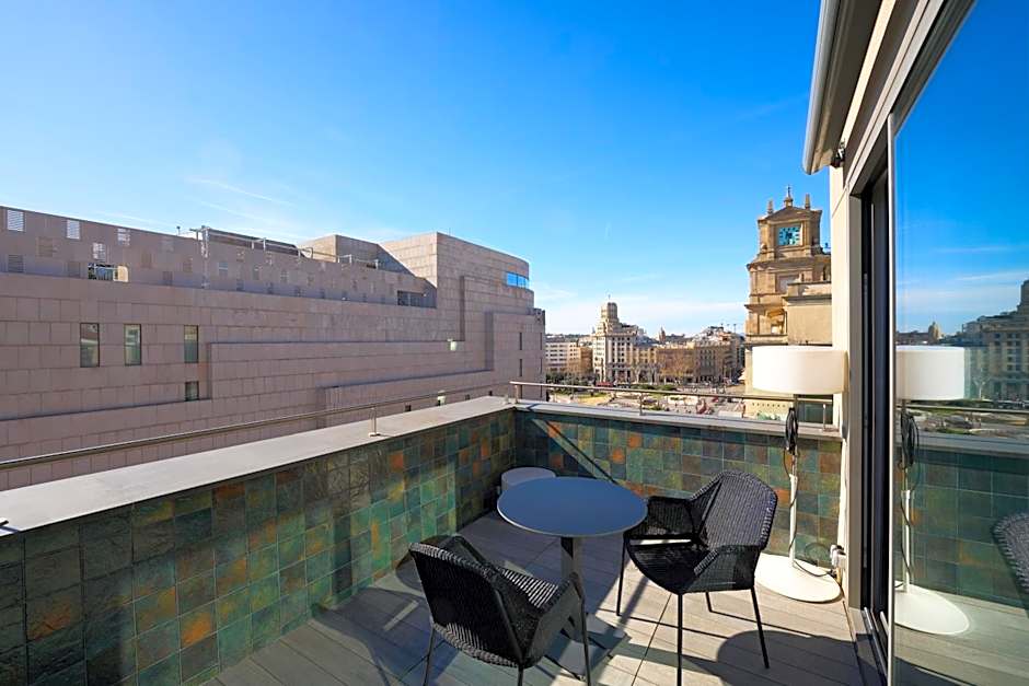 Catalonia Square 4* Sup