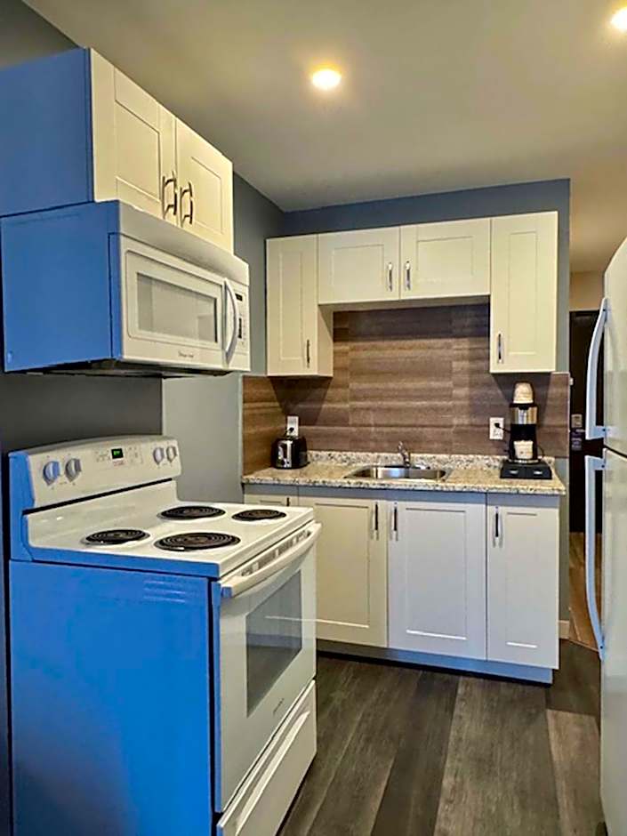 Big Bird Inn Wawa, SureStay Collection by Best Western