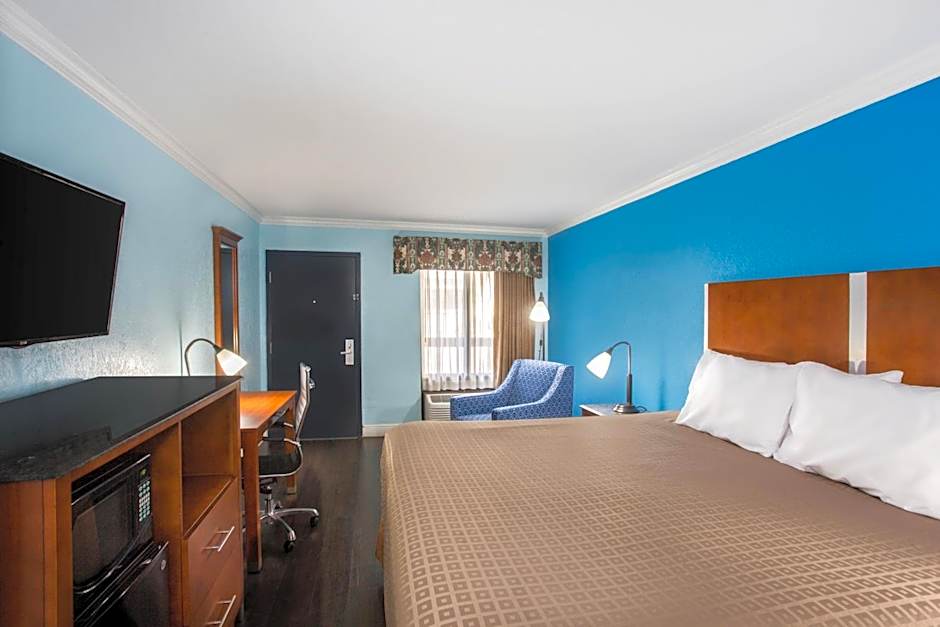 Days Inn by Wyndham Florida City