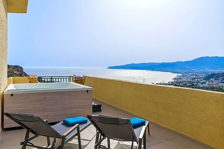 Blue Horizon Apartments