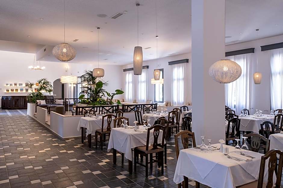 Rose Bay Hotel