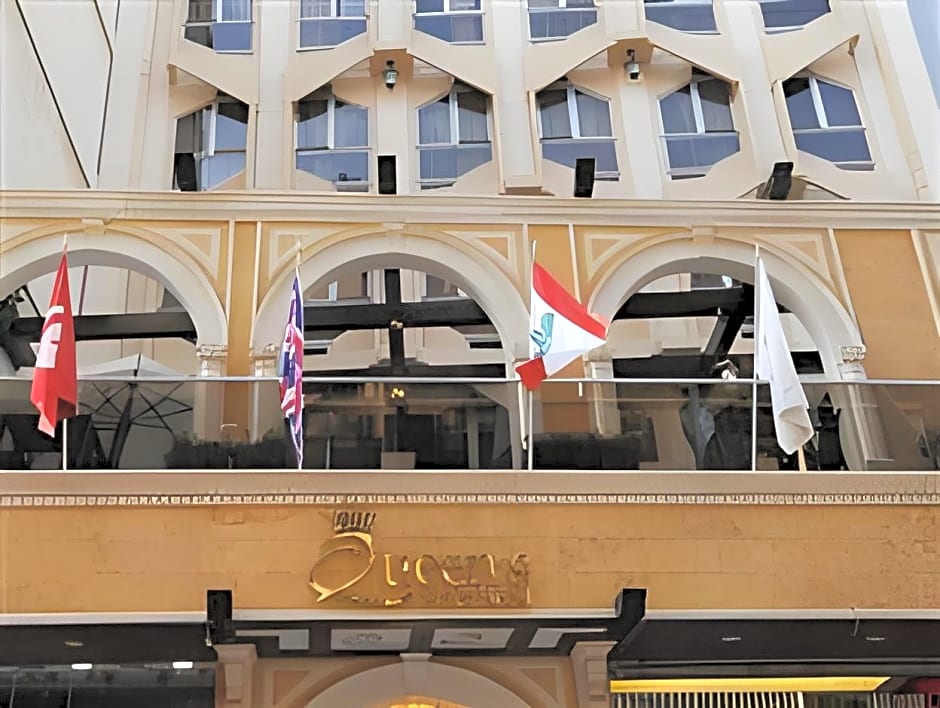 Queens Suite Hotel