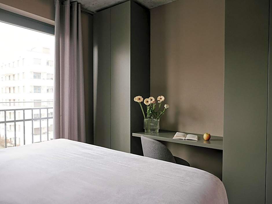 Art Apartments