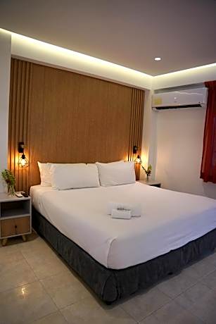 Albrook Inn