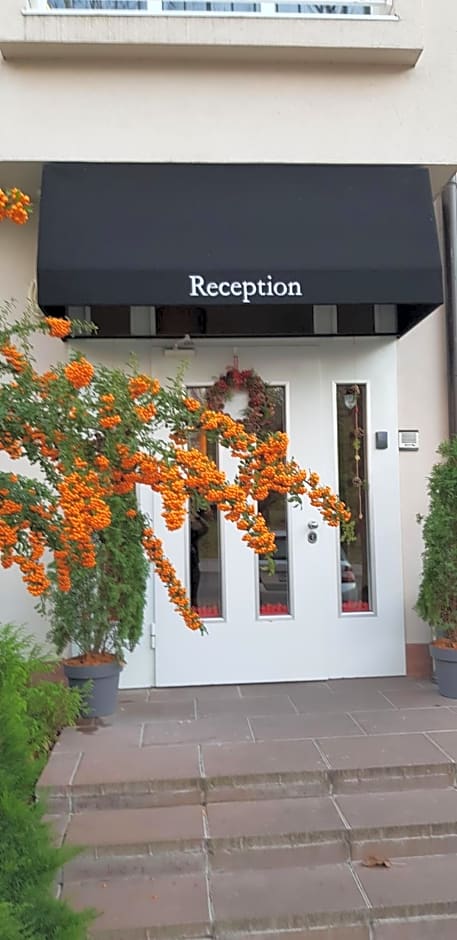 Хотел МИКАДО - онлайн self check-in