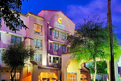 Comfort Inn & Suites Tempe Phoenix Sky Harbor Airport