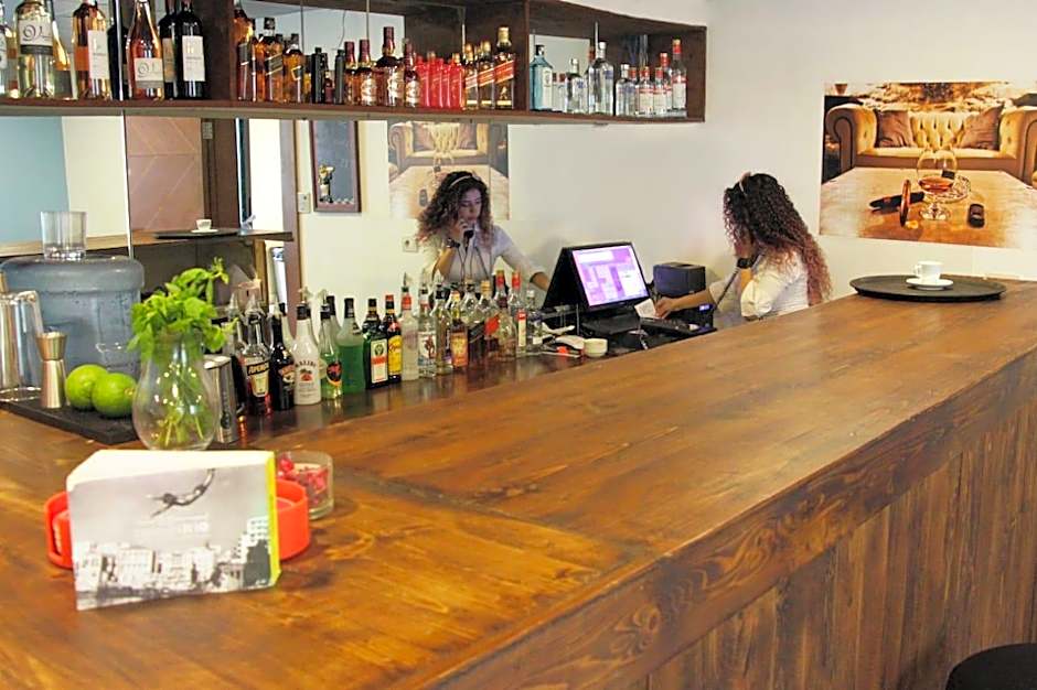 King Suites Hotel