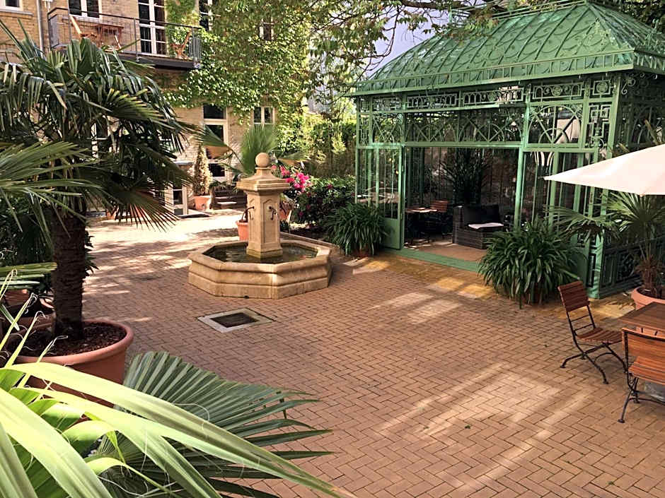 Garden Living - Boutique Hotel