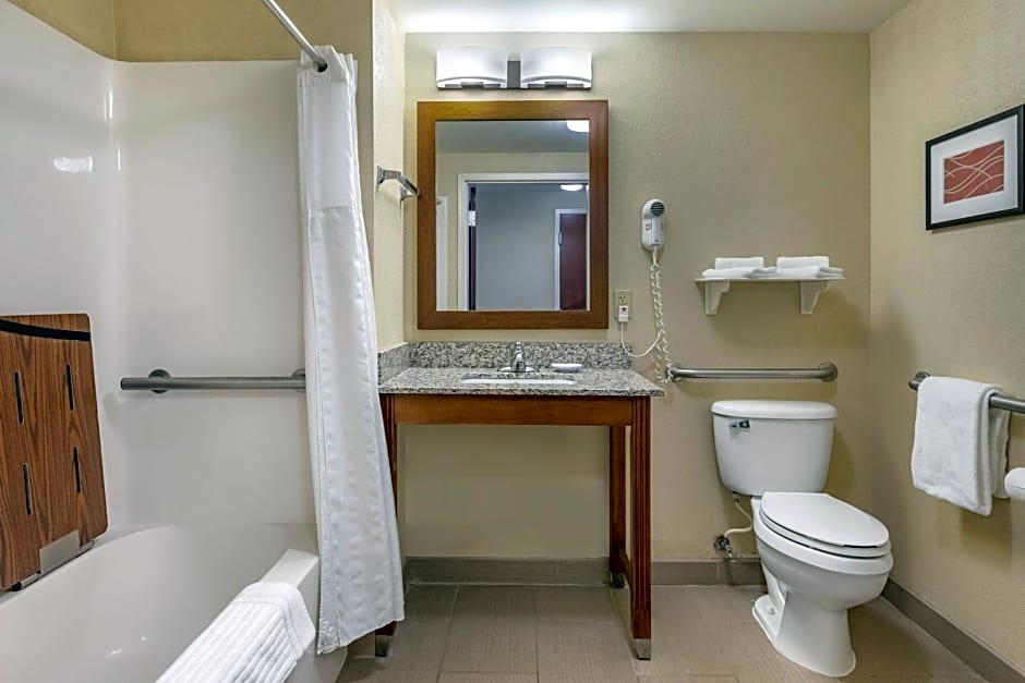 Comfort Inn Warren