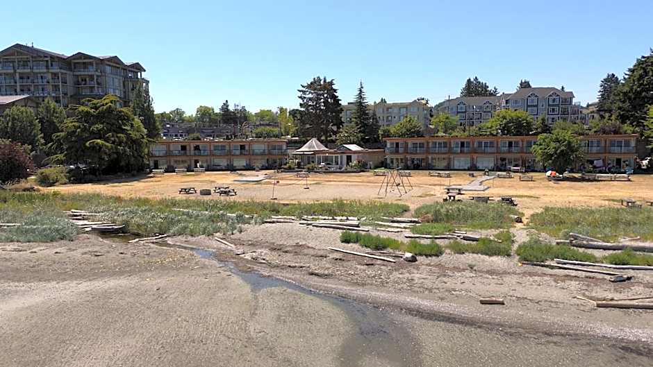 Sea Edge Beachside Hotel