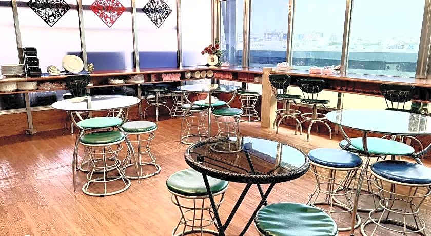 Blue sky Business hotel