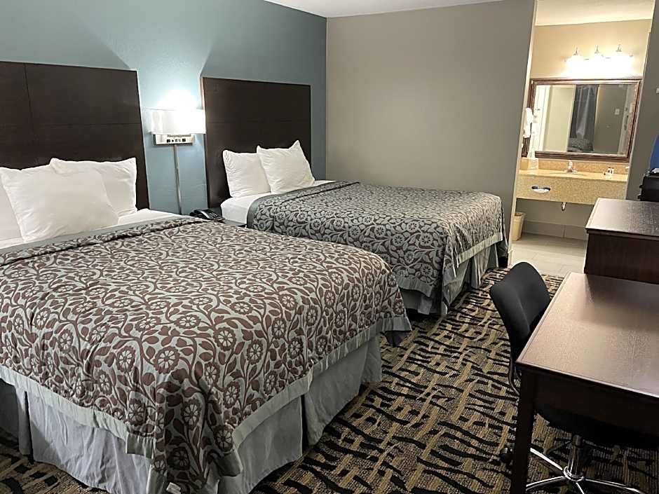 Days Inn & Suites by Wyndham Collierville Germantown Area