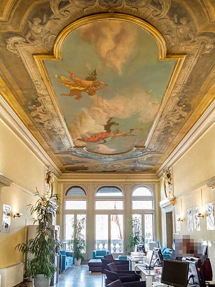Grand Canal Suites
