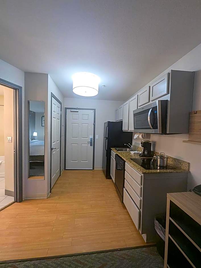 Candlewood Suites Loveland By IHG