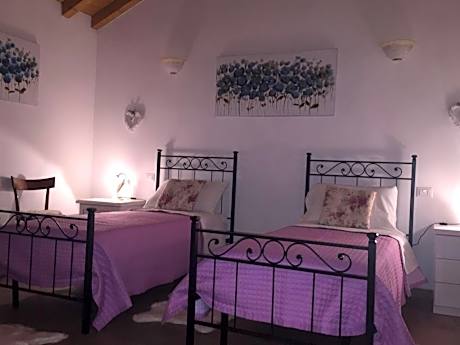 Twin Room with Shared Bathroom