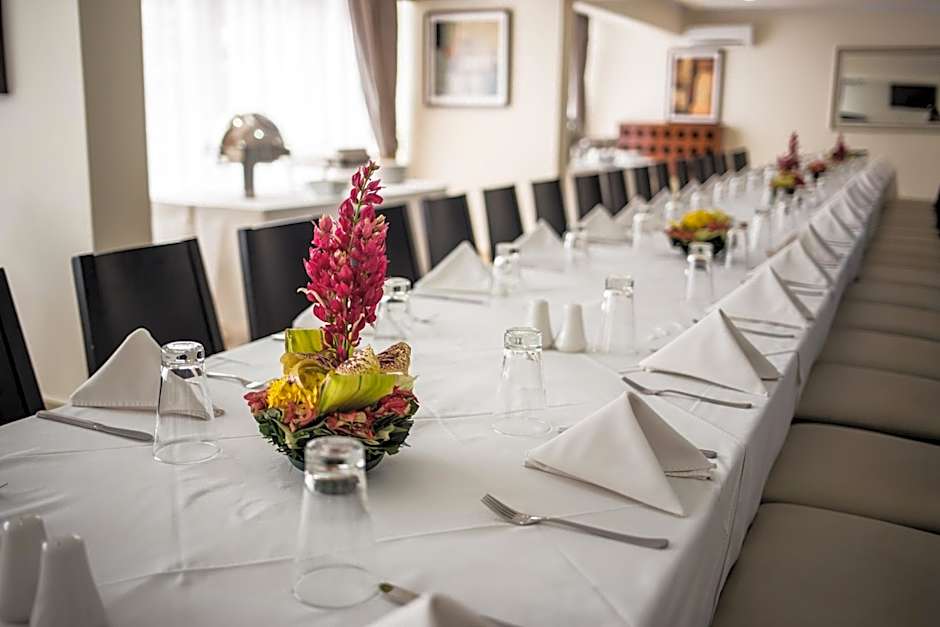 New Brookfields Hotel