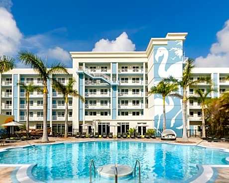 Blue Flamingo Resort Key West