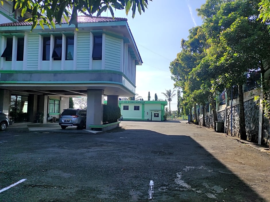 Ayong M Linggarjati Hotel