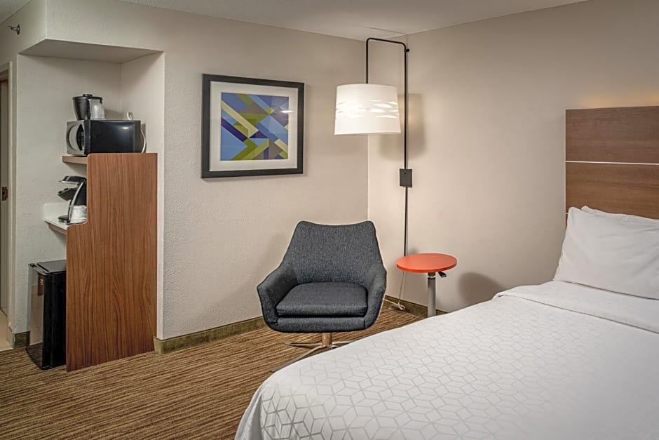 Holiday Inn Express and Suites Pikeville By IHG