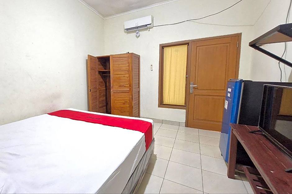 Reddoorz @Griya Kampar Madiun
