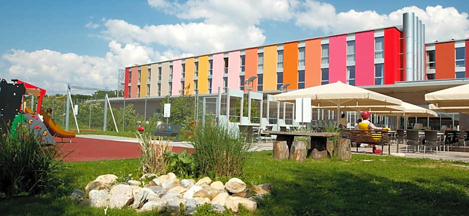 B&B Hotel Lully 3 Lakes