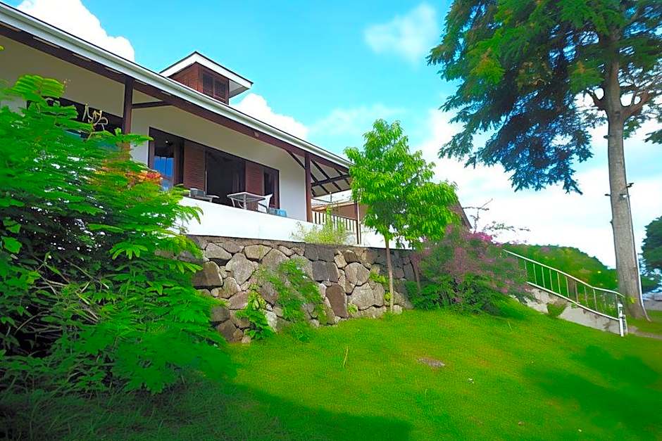 La Residence Villas & Studios