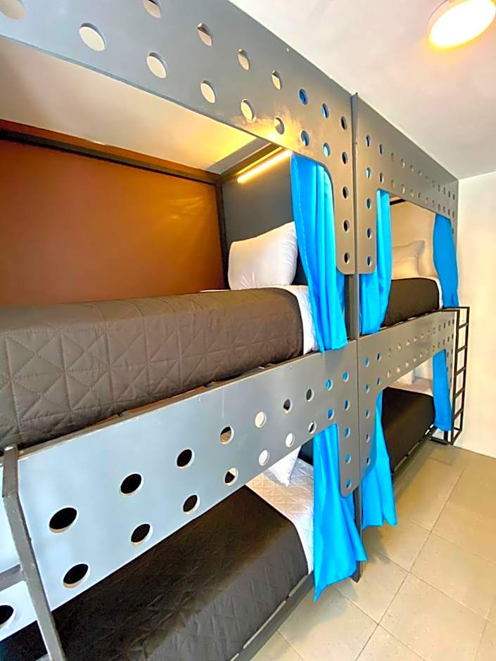 ROOMIES HOSTEL Parque México