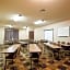 Quality Suites Huntsville Near University