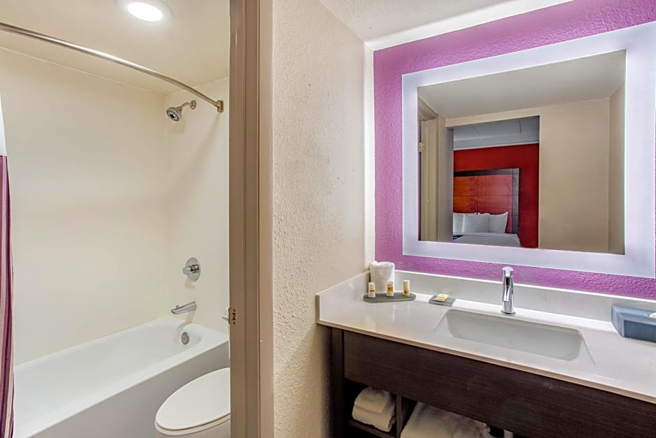 La Quinta Inn Ohare Ap – Elk Grove Village, IL