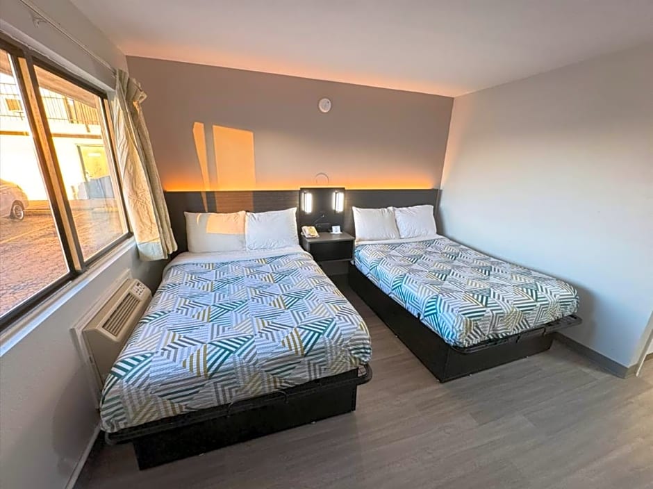 Motel 6-Janesville, WI
