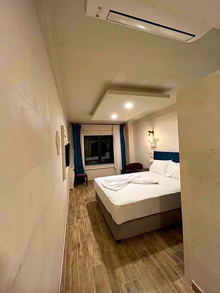 MİDYAT LADİNOS OTEL