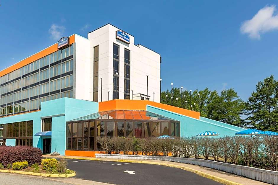 Howard Johnson by Wyndham Williamsburg