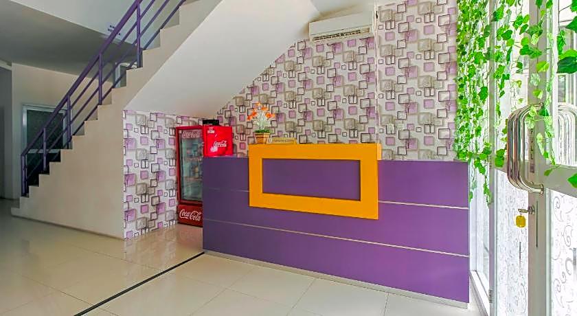 RedDoorz Plus near Stasiun Bekasi