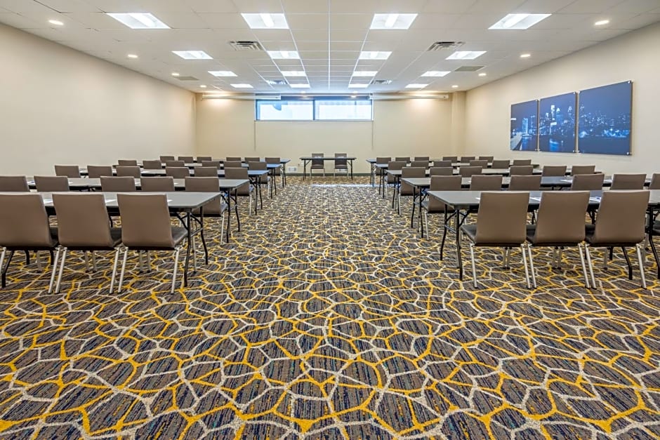 Holiday Inn Express Philadelphia-Midtown by IHG
